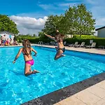 홀리데이파크 Europarcs De Woudhoeve 에그몬단덴 후에프